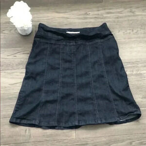 🌸3/$30🌸contrast | Stretchy vintage  jean skirt